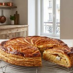 découvrez la recette minceur de la galette des rois ultra légère, parfaite pour se faire plaisir sans culpabiliser. savourez un dessert traditionnel allégé et gourmand en toute simplicité.