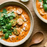 savourez nos délicieuses rondelles de saucisses légères, délicatement relevées au curry pour une explosion de saveurs en bouche. parfaites pour un apéritif ou un repas gourmand.