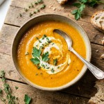 découvrez une recette facile de soupe légère aux carottes et patates douces, idéale pour un repas sain et réconfortant. parfaite pour allier saveur et bien-être au quotidien.