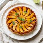 découvrez notre recette allégée de tarte tatin à la mangue, un dessert exotique et légèrement irrésistible qui ravira vos papilles sans culpabilité.
