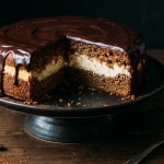 découvrez le délice café, un gâteau moelleux garni d'un cream cheese allégé et nappé d'une ganache chocolat légère, pour une douceur gourmande et légère.